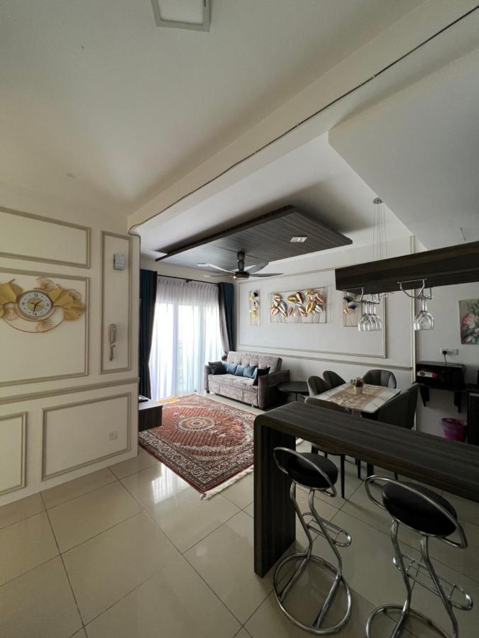 Ourstay @ Swiss Garden Residence Kuantan Esterno foto