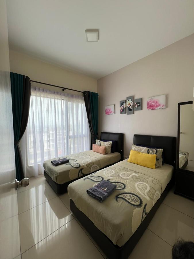 Ourstay @ Swiss Garden Residence Kuantan Esterno foto